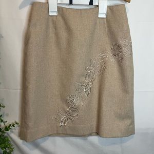 Loft Nuetral Skirt size S